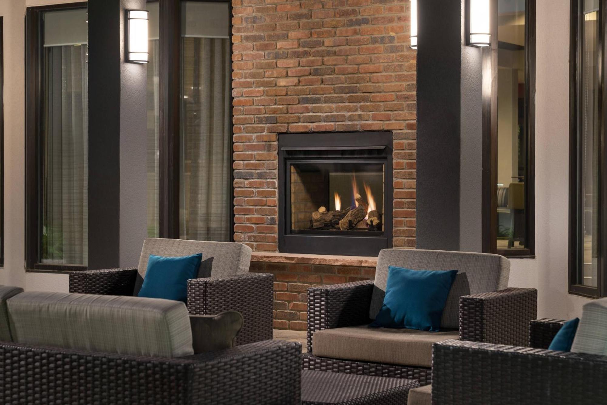 Courtyard By Marriott Boulder Hotel Exterior foto