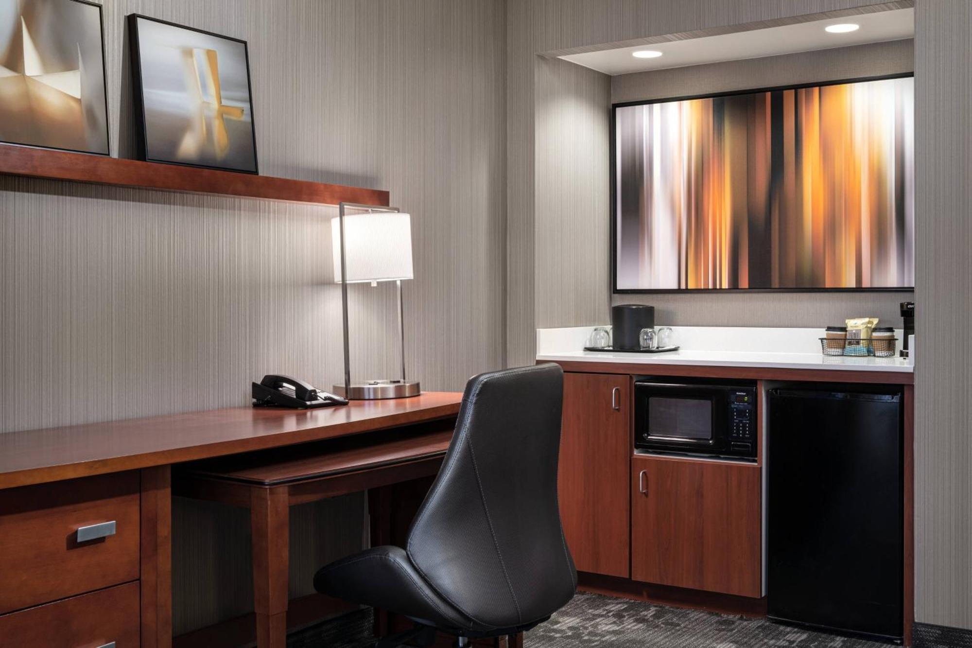 Courtyard By Marriott Boulder Hotel Exterior foto